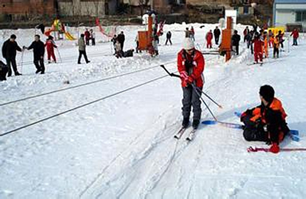 王屋山滑雪场